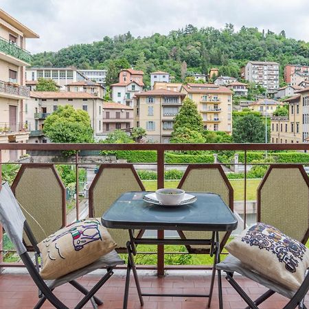 Lovely & Quiet Apartment - With Balcony & Parking Como Exterior photo