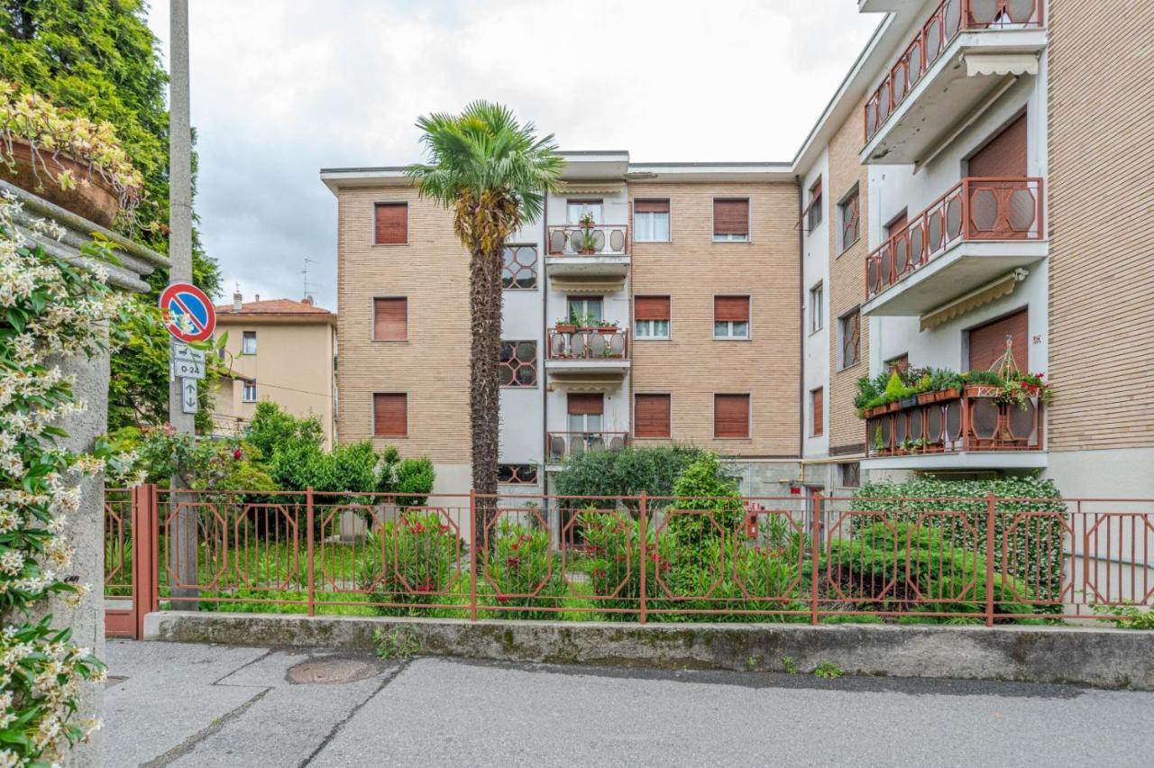 Lovely & Quiet Apartment - With Balcony & Parking Como Exterior photo